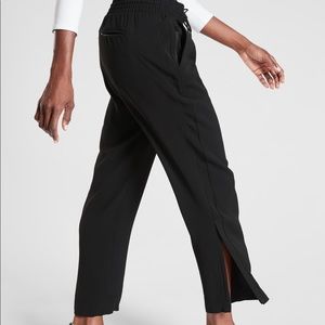 Athleta crop pant
